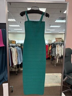 herve leger green bandage dress | Dresses | Herve Leger Emerald Halter Neckline:Square